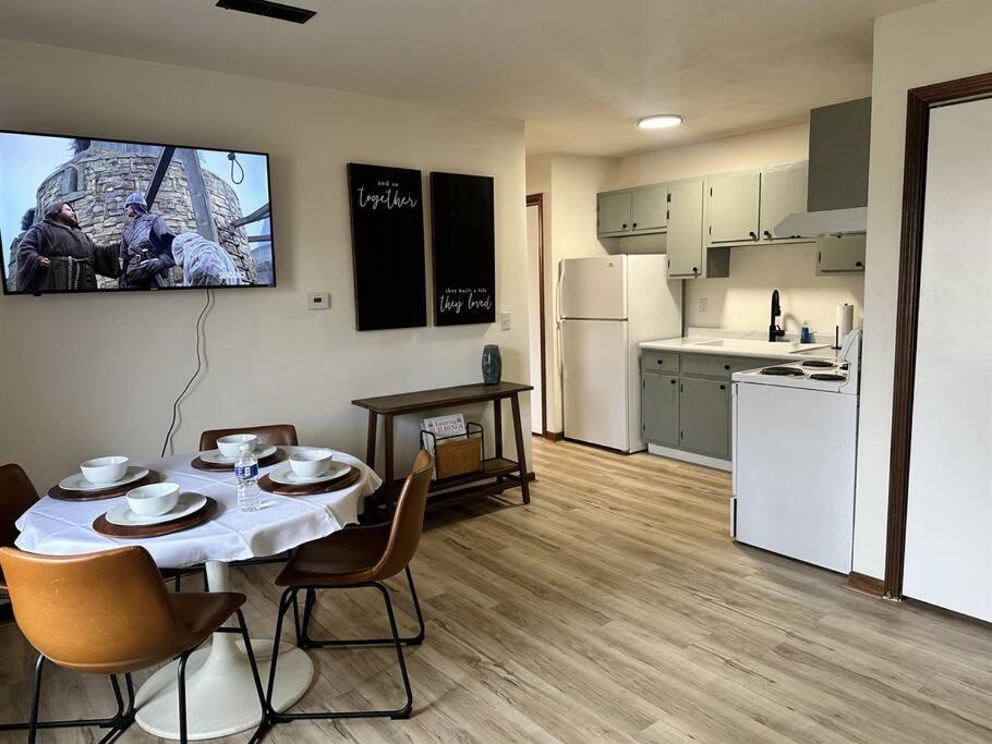Capital Suite On 6Th Street - King Bed / Downtown! Springfield Exterior foto